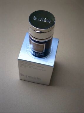 La Prairie Skin Caviar Concealer + Foundation - Tender Ivory NW-10 Travel Size